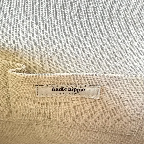 Haute Hippie Straw Bag w/ Colorful Floral Decoration & Bamboo Handle - Picture 7 of 9